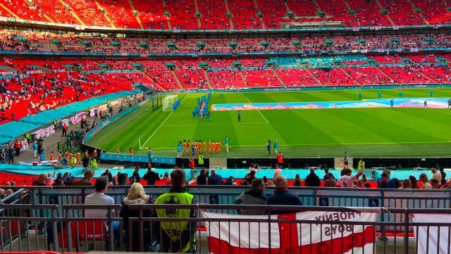 世界杯手机直播客户端下载-【现场】英格兰夺头名留在温布利 球队表现仍存隐忧